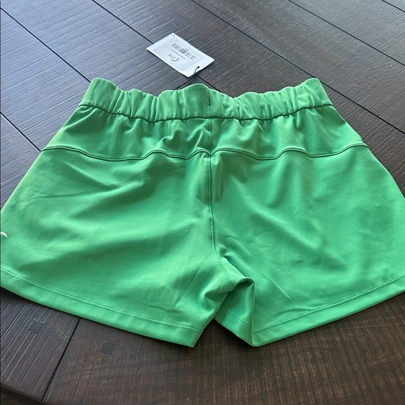 ZYIA Vibrant Green Athletic Club Shorts NWT - Picture 4 of 4